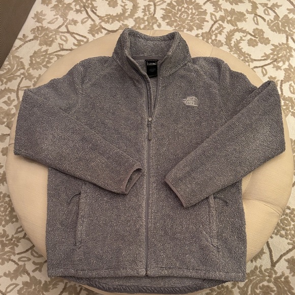 The North Face Charcoal Fleece Jacket - Picture 6 of 10